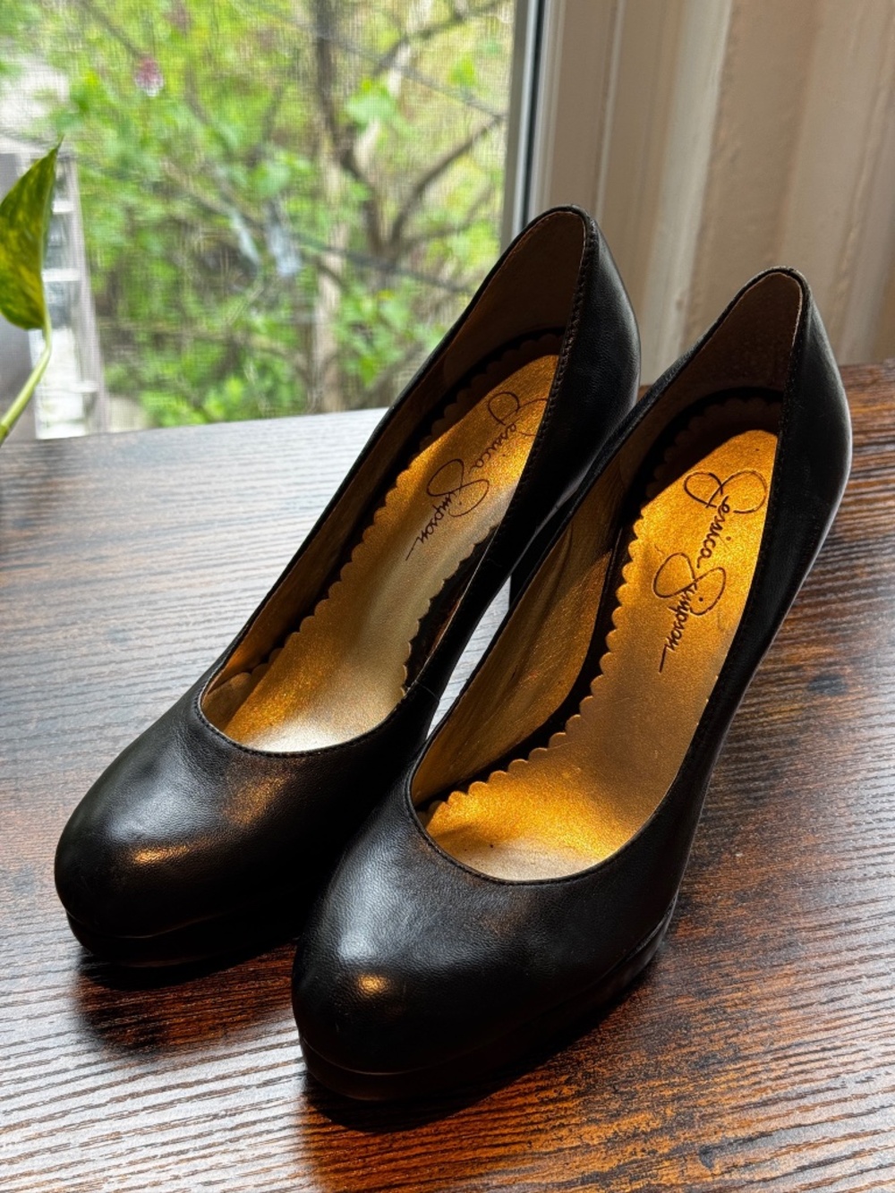 Jessica Simpson Black Heels